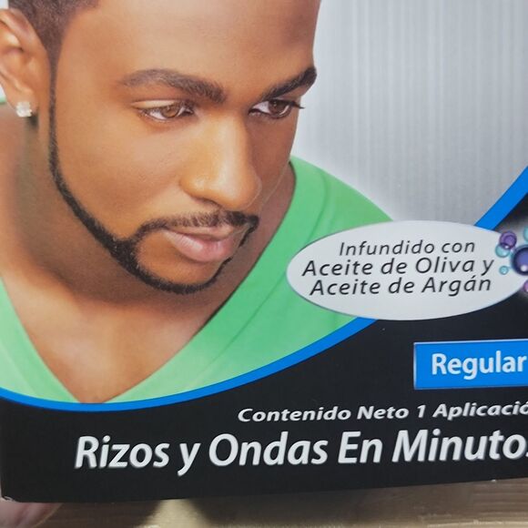 Luster's S Curl Comb Thru Texturizer.  SCurl expand the natural wave/curl... - Picture 8 of 10